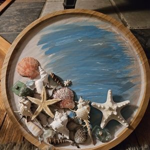 Wall hanging with shells